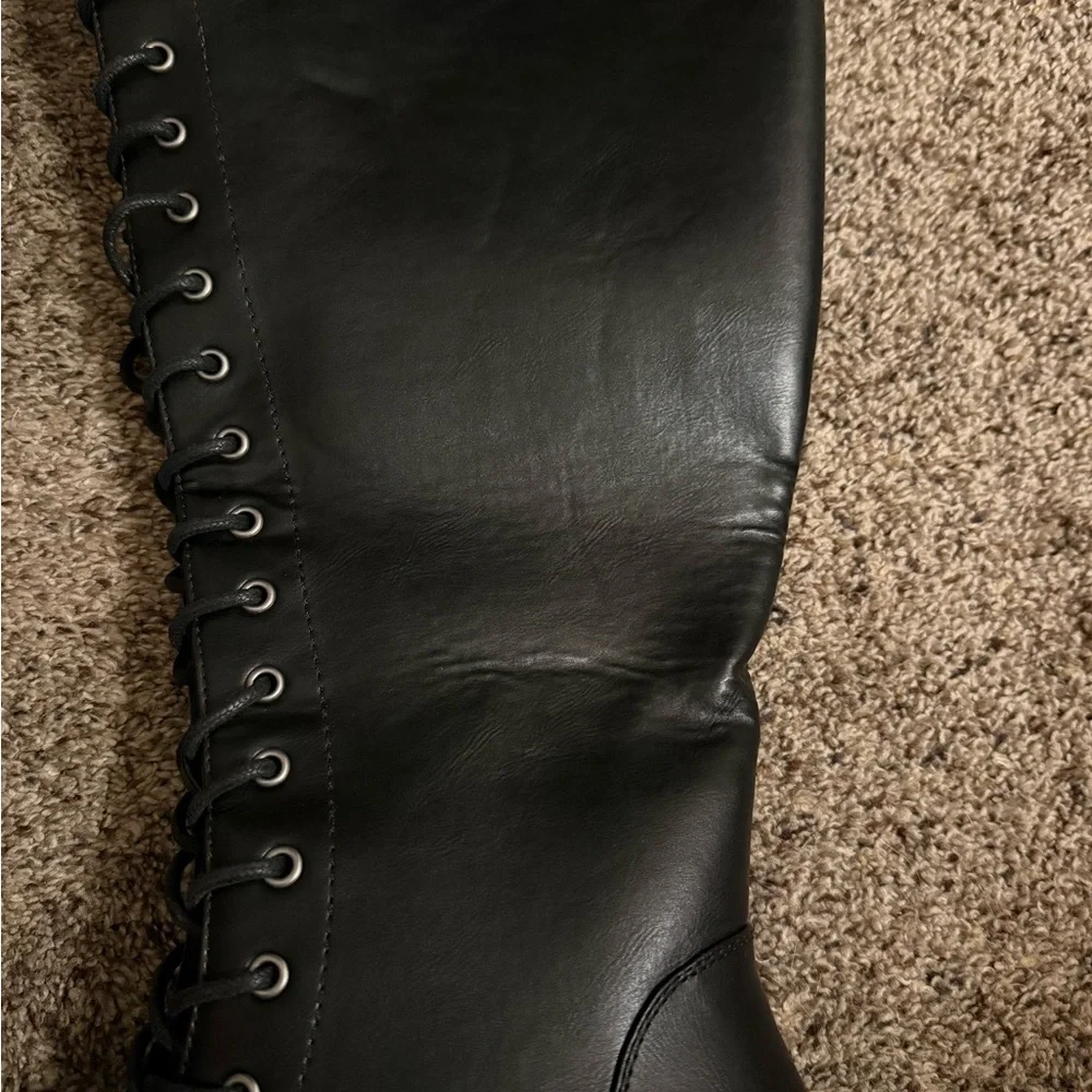 Black Lace-Up Knee-High Boots - Picture 6 of 11